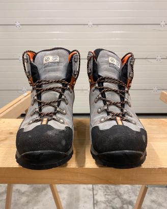 Scarponi trekking Scarpa