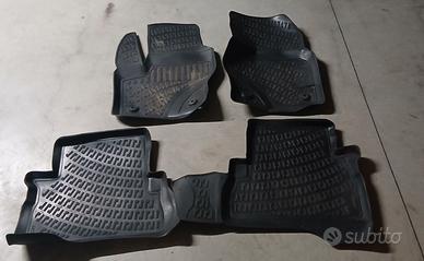 Tappetini in Gomma Ford Kuga 2013-2019