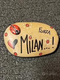 Sasso Artistico del Milan: Decorazione Artigianale