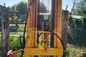 Muletto elevatore trattore