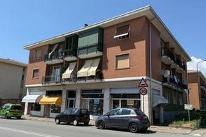 Attività / Licenza di 50 m² con 1 locale a Biella
