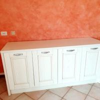 madia decapata a due ante