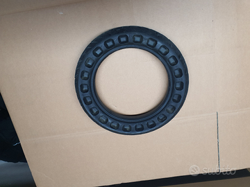 Pneumatico Pieno 12x2