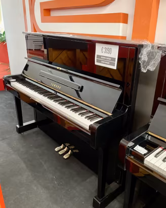 PIANOFORTE VERTICALE YAMAHA U1H NERO