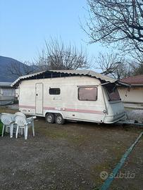 Roulotte omologata con veranda