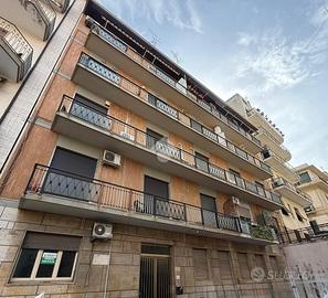 2 LOCALI A REGGIO DI CALABRIA