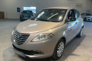 Lancia Ypsilon 1.2 69 CV 5 porte S&S Silver