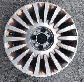 4 cerchi in lega Fiat 500 da R15