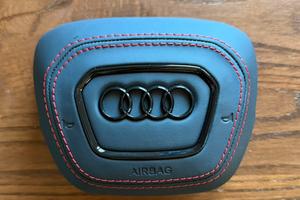 Cover airbag Audi Q3 in pelle nera, cuciture rosse