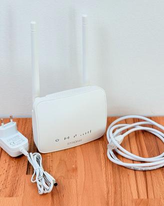 Router 4G LTE Strong 4GROUTER350M WiFi SIM