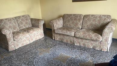 2 Divani di marca "Epoque " in velluto