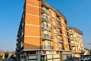 4 LOCALI A LANZO TORINESE