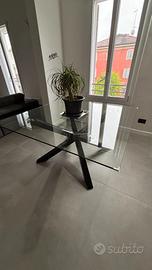 Tavolo design vetro temperato 150x150 – struttura