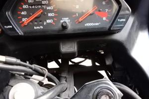 Honda dominator 650 anno 1995
