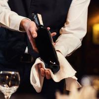 Sono cameriere o aiuto cucinare 26 anni