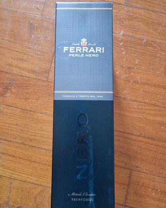 FERRARI PERLE NERO 2004+BRANDY CONSTITUCION PLATA