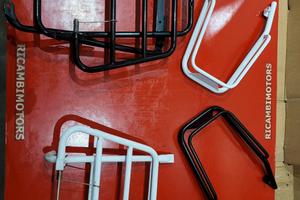 PORTAPACCHI PROTEZIONE PARAFANGO VESPA PX