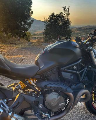Ducati monster 821 scarico arrow