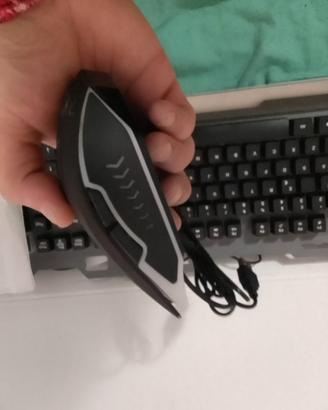tastiera e mouse gaming 