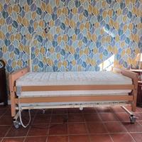 Letto ortopedico degenza elettrico con sponde