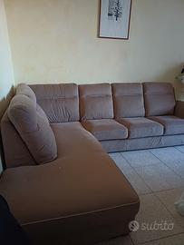 DIVANO ANGOLARE 