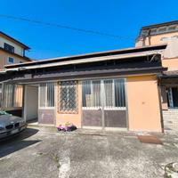 R.E.G.A.L.O Tenda grande e tenda piccola