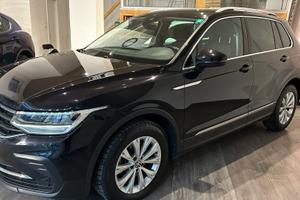 Volkswagen Tiguan 2.0 TDI CV 150 DSG LIFE BlueMoti