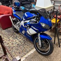 R6 Yamaha