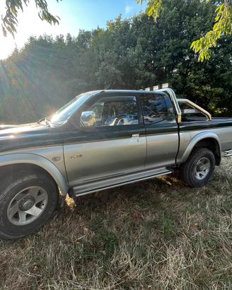 Mitsubishi L200