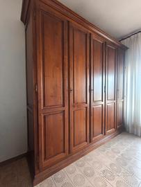 Armadio in legno massello 5 ante – pari al nuovo –