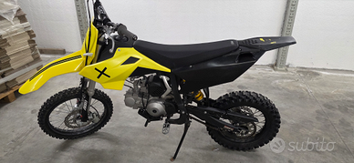 Moto da cross pit bike per principianti