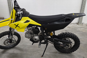 Moto da cross pit bike per principianti