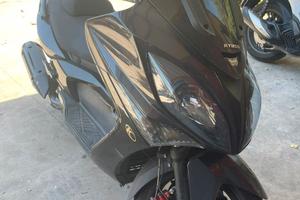 kymco xciting 300/R pari al nuovo