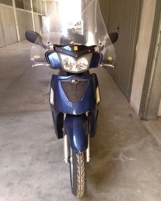 Kymco People 200