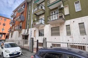 2 LOCALI A BARANZATE