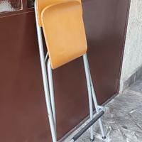 Sgabello pieghevole