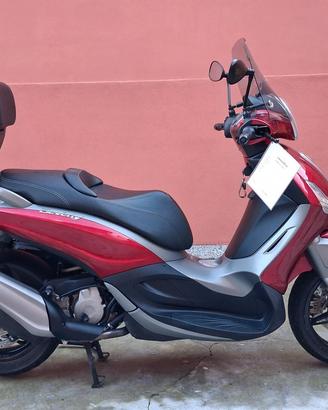 Piaggio Beverly 350