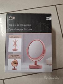 Specchio per trucco 