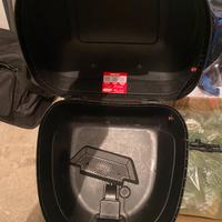 Paravento e bauletto Givi vespa lx