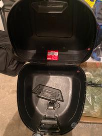 Paravento e bauletto Givi vespa lx