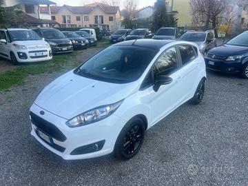 Ford Fiesta 1.4 5 porte Bz.- GPL Black & White Edi