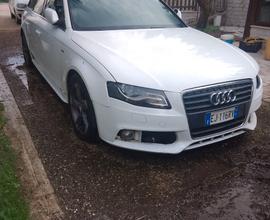 AUDI A4 4ª serie - 2011