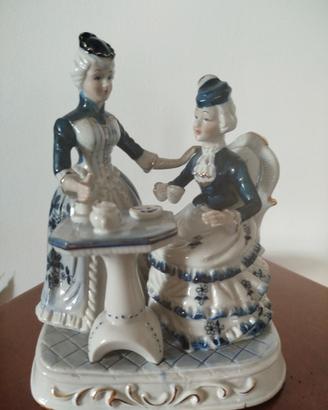 statuine di porcellana vintage