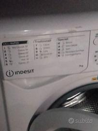 Lavatrice Indesit 7 kg 60 50 cm seminuova