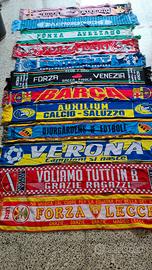 99 sciarpe, si vendono tutte insieme in blocco