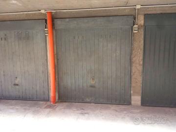 Box auto moto deposito materiale Monza San Rocco