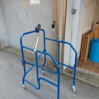 deambulatore per anziani 