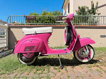 Vespa 50L rosa shocking