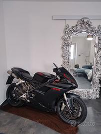 Ducati 848
