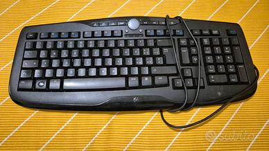 Tastiera Logitech USB
